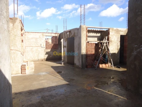 Vente Niveau De Villa F3 Oran Marsat el hadjadj