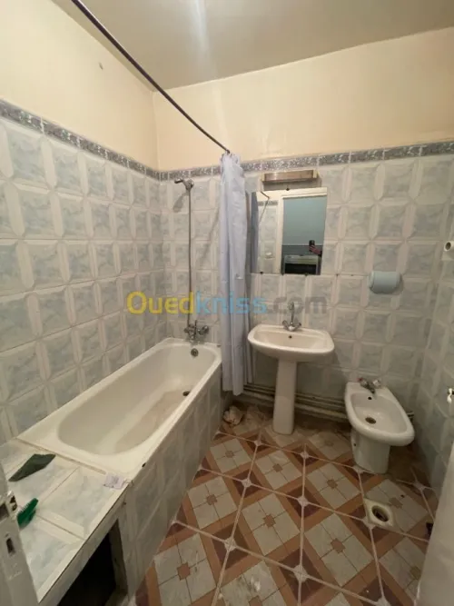 Location Appartement F5 Alger Bab ezzouar