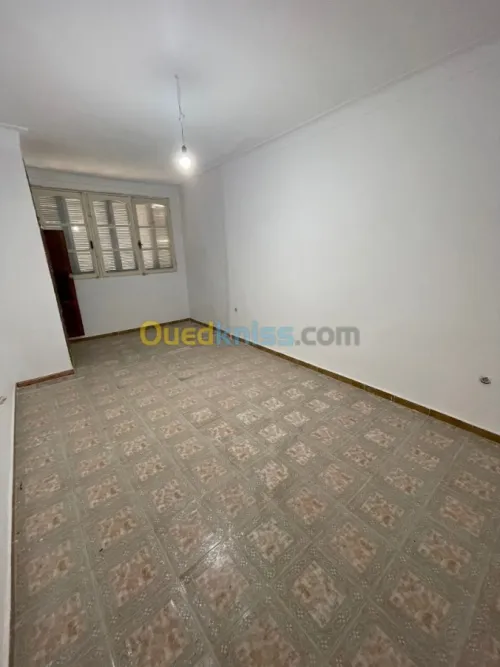 Location Appartement F5 Alger Bab ezzouar