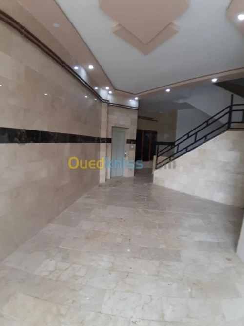 Location Appartement F5 Relizane Relizane