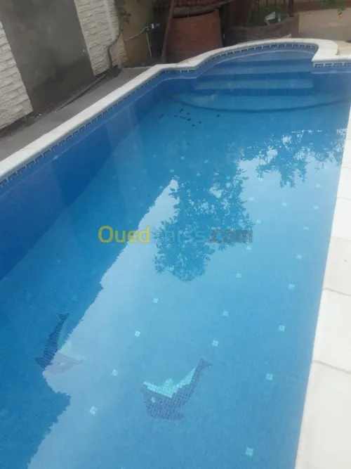 PISCINES Construction & réalisation