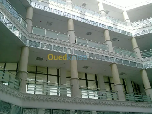 verre et rampe d’escalier en inox