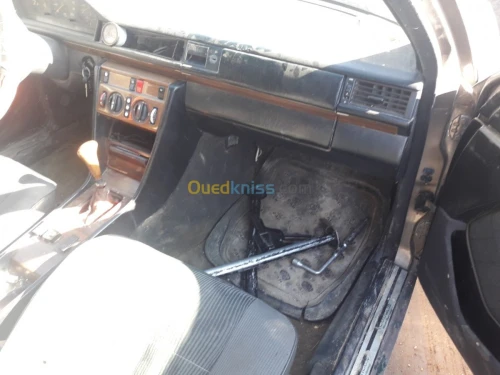 Mercedes Benz Classe D 1987 250 Classe D