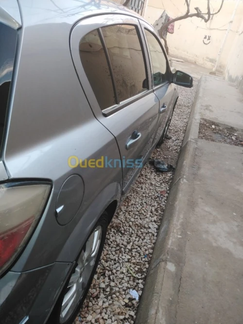 Opel Astra 2005 
