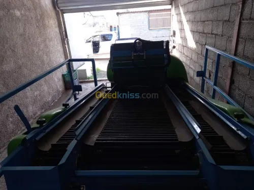 ARRACHEUSE-RAMASSEUSE POMMES DE TERRE