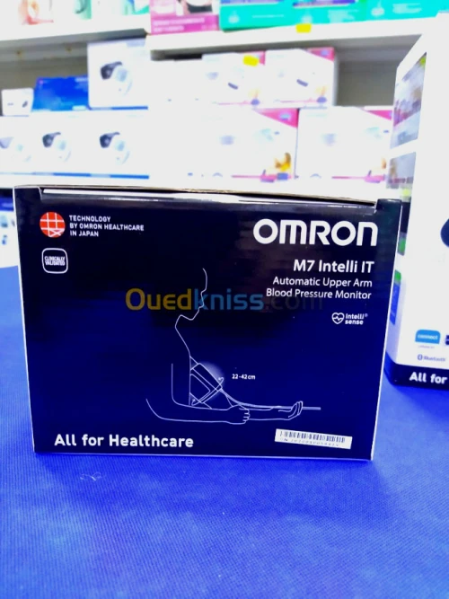 TENSIOMÈTRE OMRON M7 ☆(Nouveau modèle)