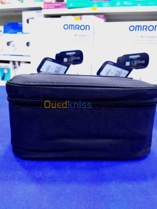 TENSIOMÈTRE OMRON M7 ☆(Nouveau modèle)