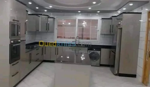 CUISINES MODERNES SUR COMMANDE