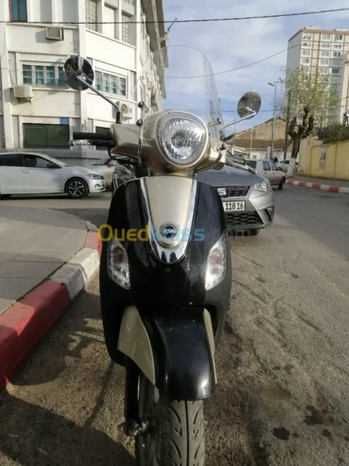 Sym  Fidelle 3 200i 