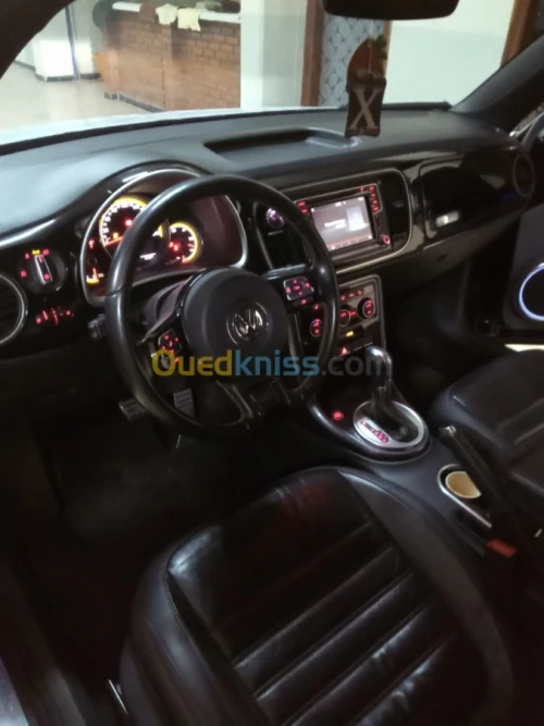 Volkswagen New Beetle 2020 
