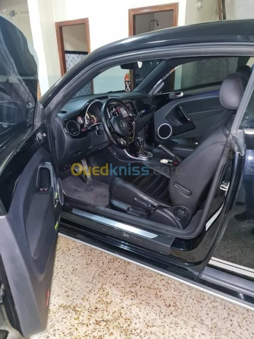 Volkswagen New Beetle 2020 