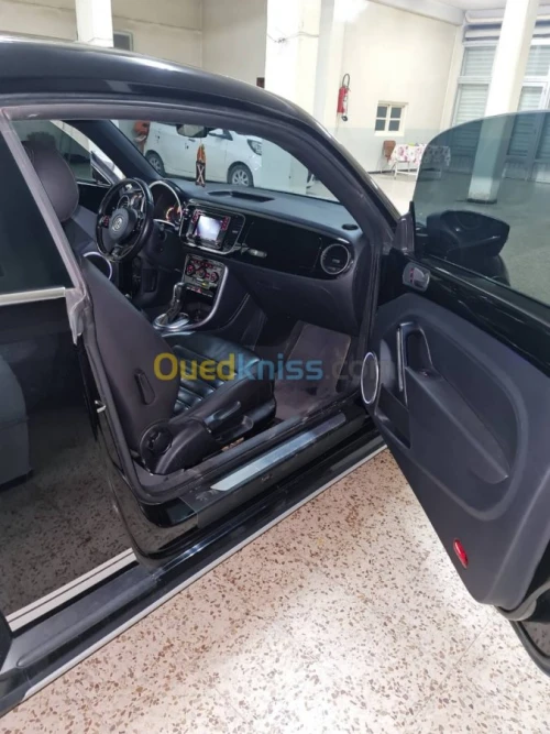 Volkswagen New Beetle 2020 