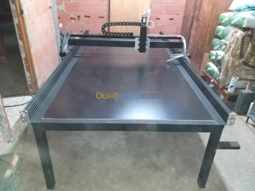 Machin cnc pour decoup forex .MDF. Ali