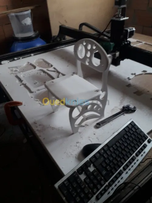 Machin cnc pour decoup forex .MDF. Ali