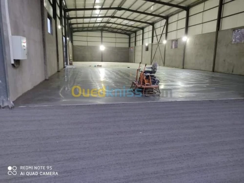 Dallage industriel et résine époxy à usages industriel et médical