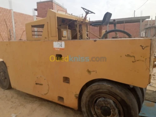 Compacteur  Compacteur