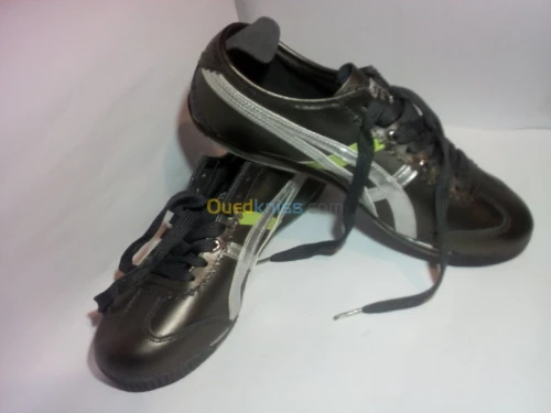 2 baskettes tiger neuf cuir 41 et 42