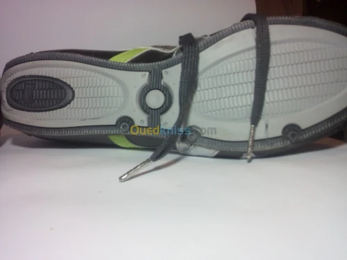 2 baskettes tiger neuf cuir 41 et 42