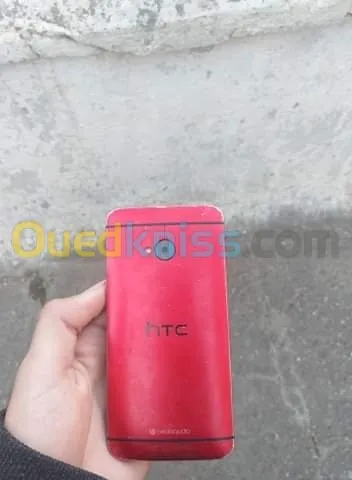 HTC HTC ONE M7