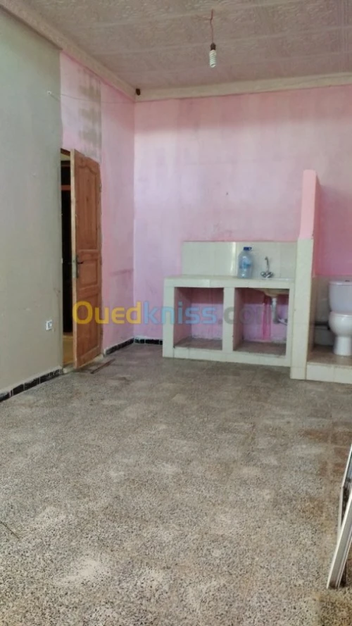 Location Local Tipaza Ain tagourait