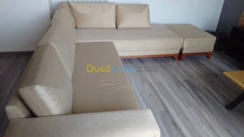 Canapé  L