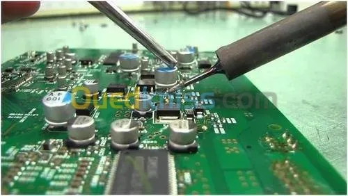 خدمات إصلاح غطاء PCB الإلكترونية   