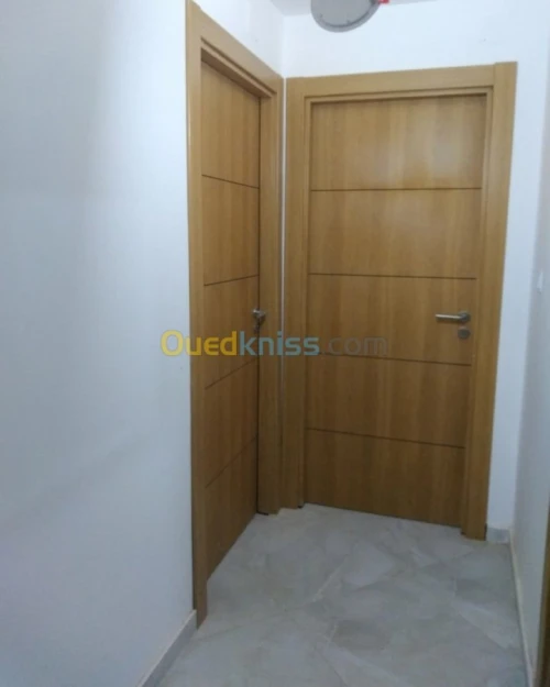 FABRICATION DE PORTE , CUISINE EQUIPEE