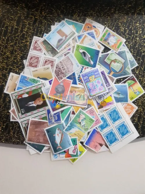 طوابع بريدية و أظرفة