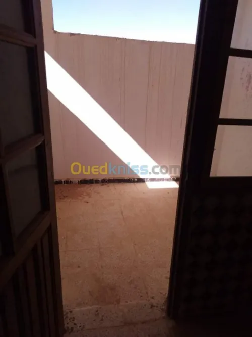 Vente Appartement F3 El bayadh El abiod sidi cheikh