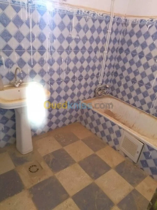 Vente Appartement F3 El bayadh El abiod sidi cheikh