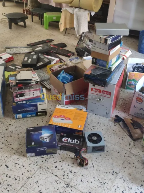 pieces  diverses d'ordinateurs 