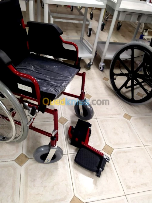 Fauteuil roulant en aluminium double freins