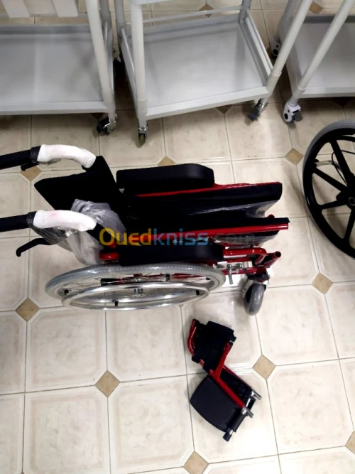 Fauteuil roulant en aluminium double freins