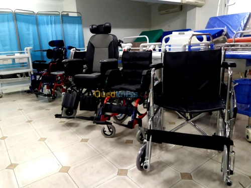 Fauteuil roulant en aluminium double freins