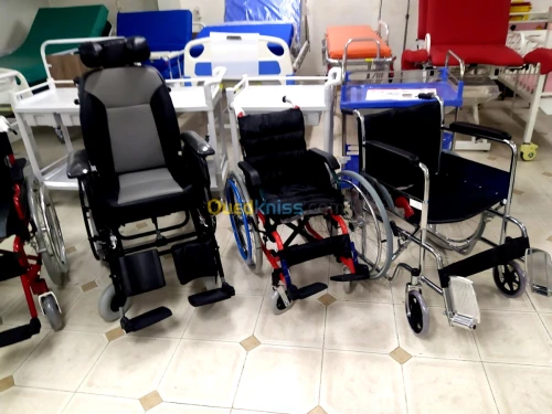 Fauteuil roulant en aluminium double freins
