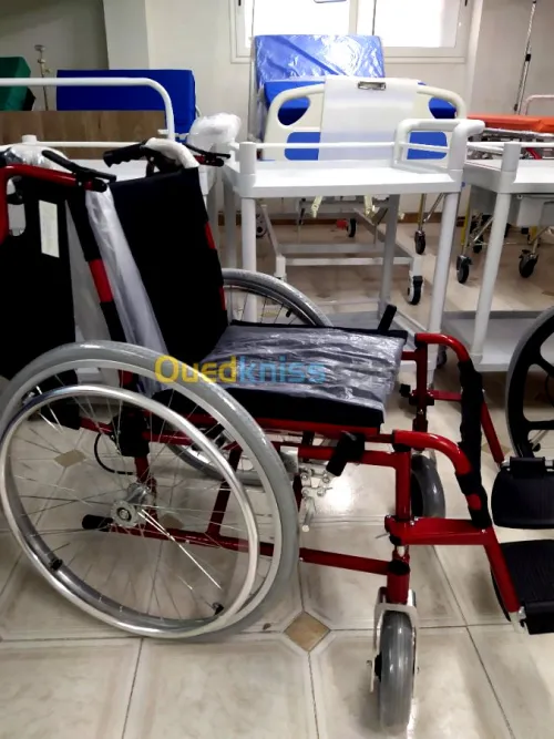 Fauteuil roulant en aluminium double freins