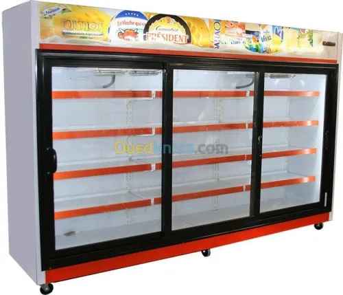 Vitrine murale du 1.5 m jusqu'a 5 m
