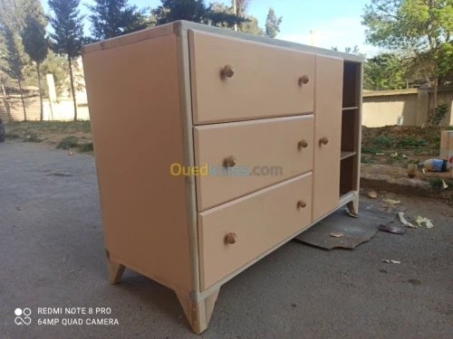 Une commode bébé