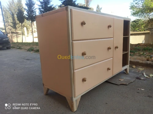 Une commode bébé