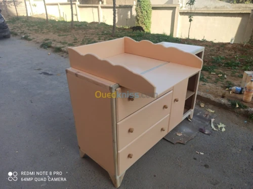 Une commode bébé