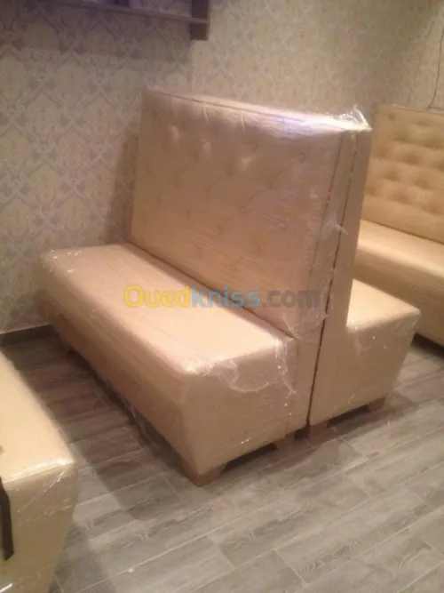 fauteuil pour cafeteria et pizzeria 