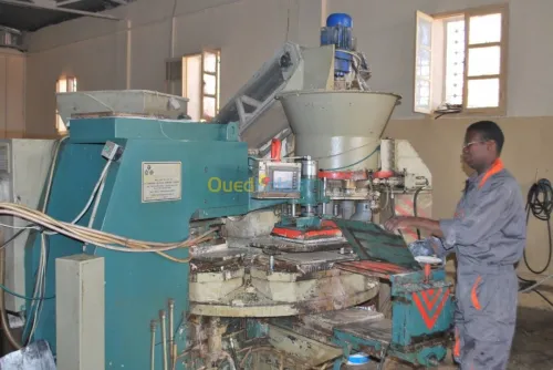 Machine  de fabrication de carlage   