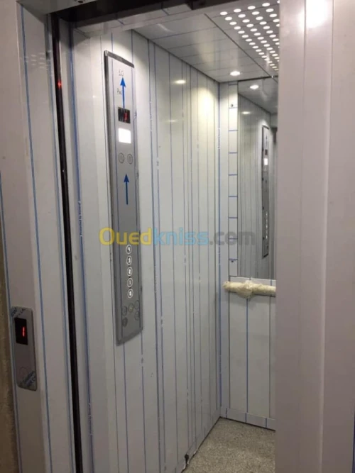 FOURNITURE ET POSE D'ASCENSEUR ET TOUT MATERIEL DE LEVAGE