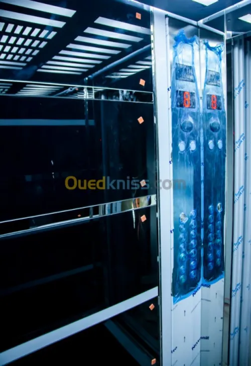 FOURNITURE ET POSE D'ASCENSEUR ET TOUT MATERIEL DE LEVAGE