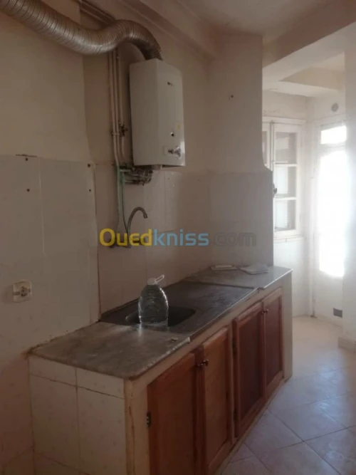 Location Appartement F3 Alger Saoula