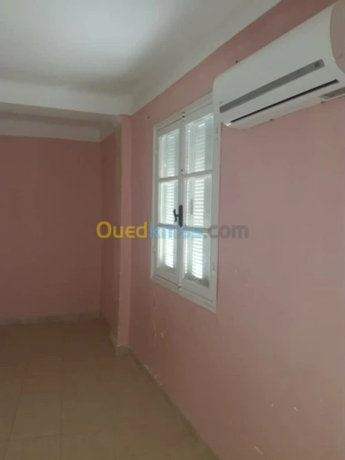 Location Appartement F3 Alger Saoula