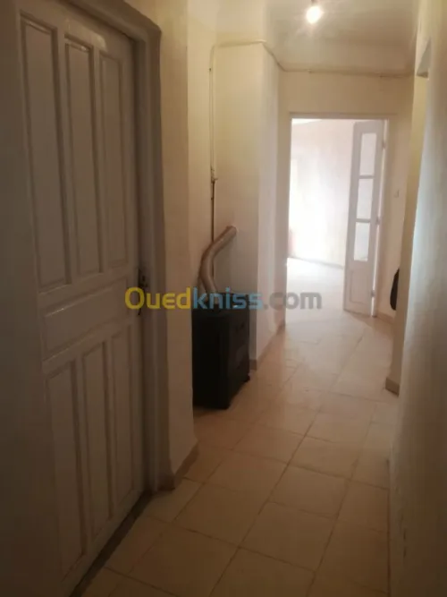 Location Appartement F3 Alger Saoula