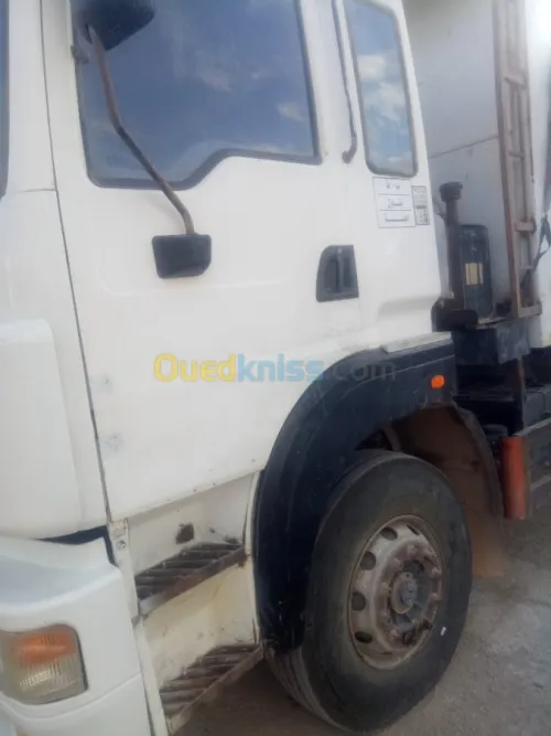 2 Camion Hong yang  hp 2012