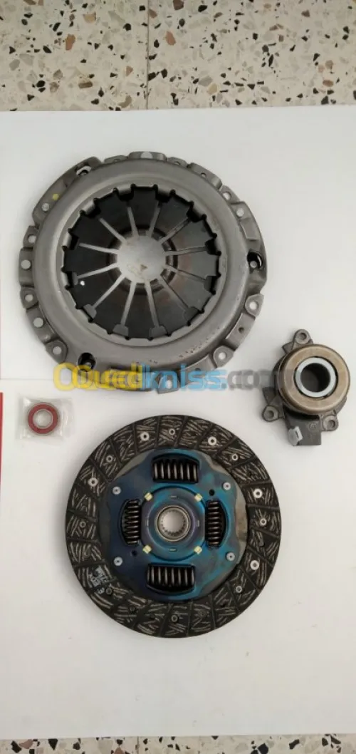 KIT EMBRYAGE NEW SX4 S-CROSS,NEW VITAR