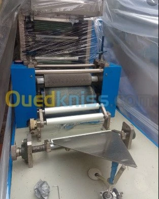 Machine serviettes a papier 2 couleurs